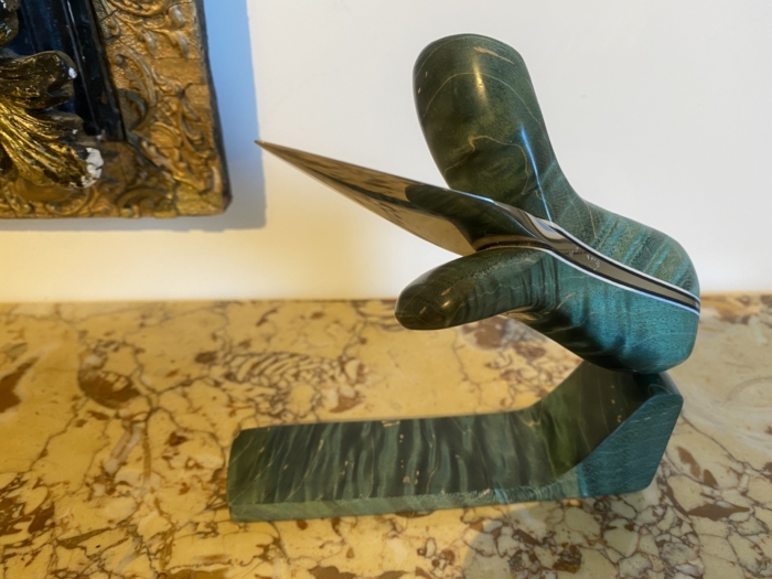 Couteau ergonomique à manche en Erable stabilisé Vert – Image 2
